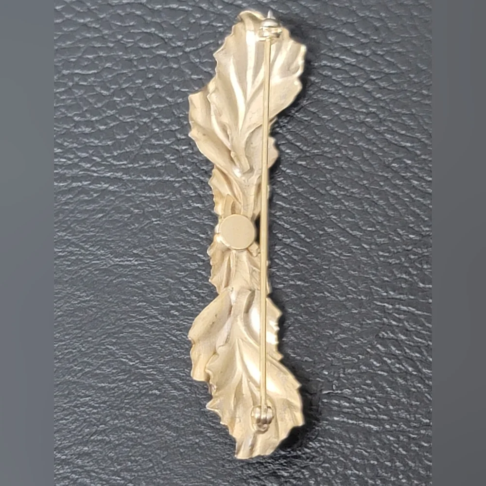 Vintage Golden Leaves and Pearl Brooch - Estate